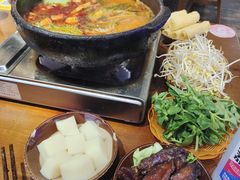 -黔有有贵州酸汤夺夺粉火锅(五味十字店)