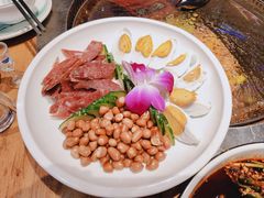 -山河屯铁锅炖·非遗东北菜(南山店)