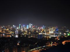 -小天鹅火锅·一线江景洪鼎旗舰店(洪崖洞店)