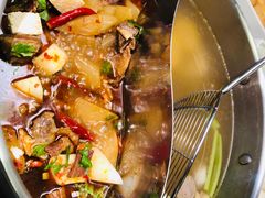 -左庭右院鲜牛肉火锅(浦江欢乐颂店)