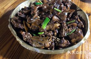 Stewed Goose with Farmhouse Style