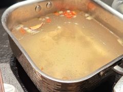 -左庭右院鲜牛肉火锅黑金店(陆家嘴中心店)
