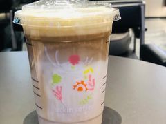 -瑞幸咖啡(凤凰海负一楼美食街店)