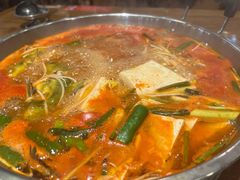-亮欢寨酸汤鱼(沙冲路店)
