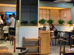 大堂-凤兴鸡煲(宝安海雅店)
