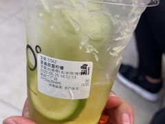 -喧闹·东方大气茶(鹅岭二厂店)