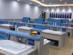 -蓝旗亲子游泳(范湖万达广场店)