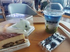 -抱抱地球咖啡馆(国家海洋博物馆店)