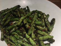 橄榄四季豆-蜜桃餐厅·伴山(湖滨商业街店)