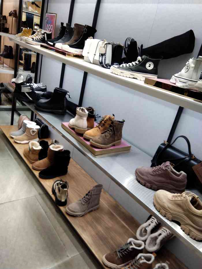 belle(华润五彩城店)-"今天陪媳妇儿来到五彩城的百丽鞋店转转,感.
