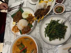 -关夫人餐厅(阳光广场店)