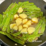 土豆炖豆角