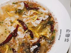 -渔语鱼酸菜鱼新川菜(来福士店)
