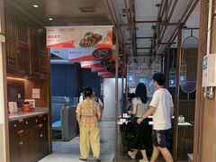-阿瓦山寨·湘菜现炒·剁椒鱼头王(咸阳总店)
