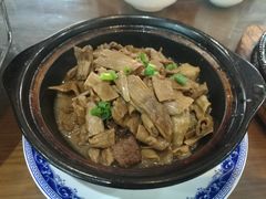 -临街徽菜馆·正宗黄山味