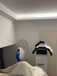 -JNK皮肤管理中心