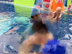 -龙格亲子游泳•水育早教运动中心