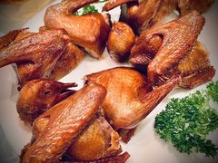 脆皮乳鸽-老洋房花园饭店(绍兴路店)