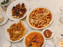 -孔雀云贵川·融合菜(长宁来福士店)
