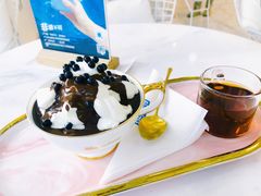 无糖比利时黑巧冷萃胶原酸奶-Blueglass酸奶(华贸购物中心店)