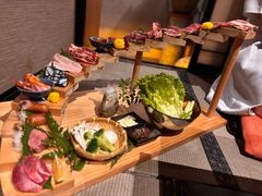 -山川小町·极番烧肉(新地假日广场店)