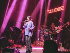 -TZ House音乐现场(来福士中心店)