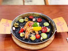 墨鱼汁海鲜饭-CRAZYONES西班牙海鲜饭(上海美罗城店)