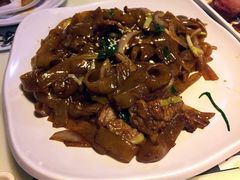 招牌干炒牛河-新大咀港式茶餐厅(宝山万达店)