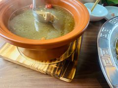 -有红鸡毛店·川菜(建设路店)