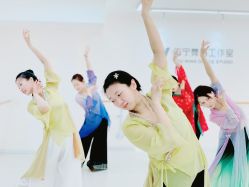 -佑宁舞蹈工作室