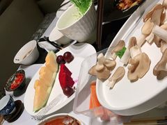 -红鼎豆捞·非遗鲍皇汤火锅(宝丰路店)