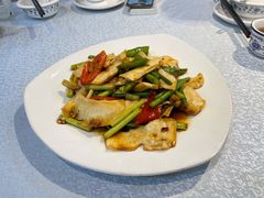 酱爆牛心顶-天宝食坊·啫啫煲大排档(西华路店)