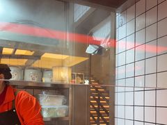 -阿瓦山寨·湘菜现炒·剁椒鱼头王(咸阳总店)