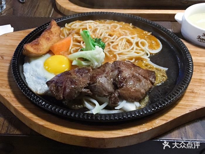 红屋牛排西餐厅(金狮广场店)-图片-青岛美食-大众点评网