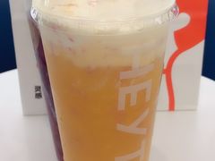 -喜茶(迪士尼小镇DP店)