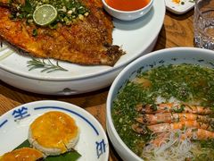 -一坐一忘云南菜(嘉里中心店)