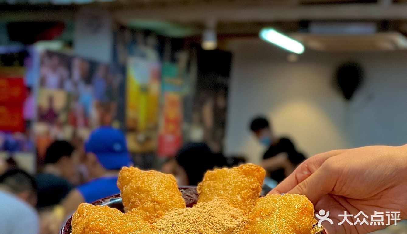 🍲排队4小时的鸿姐老火锅，又双叒叕出新品啦！