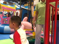 -三亚湾海居铂尔曼度假酒店