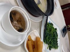 -品香菜馆(旗峰路中侨大厦店)