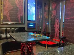 -范特西FANTASY量贩式KTV(民主广场店)
