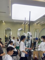 -慕名造型
