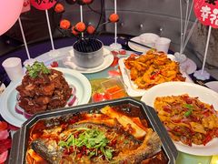 -巴特餐饮6加1音乐餐吧·新疆菜