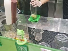 -柠檬向右(宝杨宝龙店)
