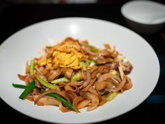 爆炒牛河-高第街56号港式餐厅·精选(世茂广场宽厚里大明湖店)