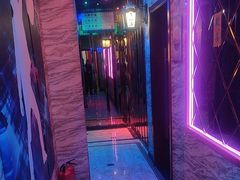 -路边边.炒菜烧烤.音乐餐厅(良乡长虹店)