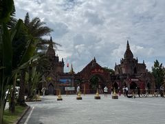 -一寨两国风景区