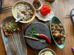 -包整·丝娃娃(一览甲秀楼风景店)