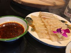 -鱼窝棚柴火铁锅炖(富山屯店)