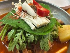 土豆脊骨锅-喇喇排骨火锅·传统韩式脊骨汤(望京西园总店)