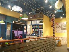 -两三事小郡肝串串香火锅(桂庙店)